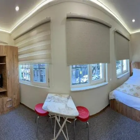 Nur Residences *